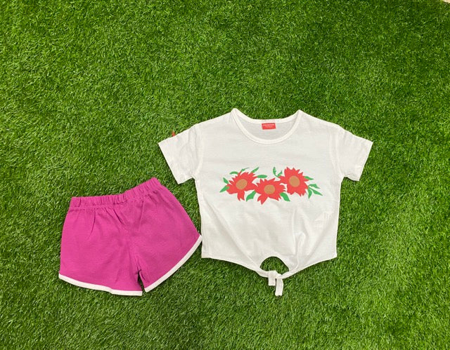 Breezy White Bloom Trendy Knot Flower T-Shirt & Short Se