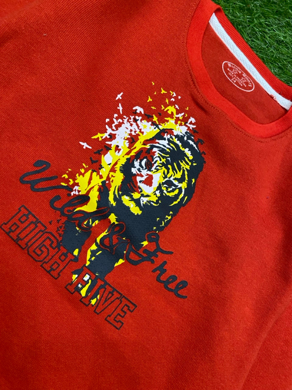 Red Lion || Beautiful Trendy || New Winter Arrival || Warm Soft Fleece